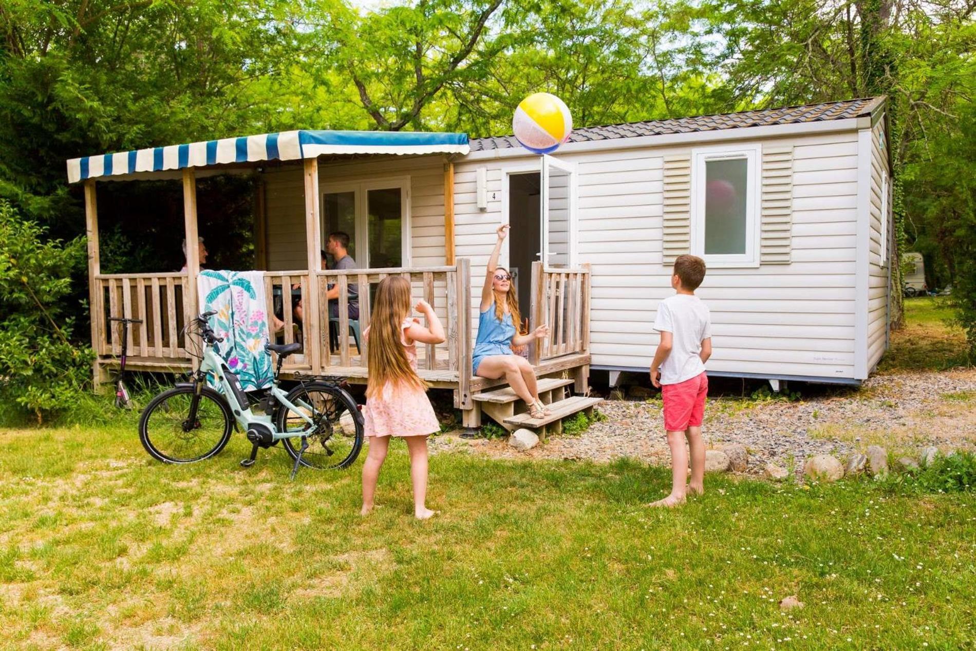 Camping La Chapouliere Ruoms Eksteriør bilde