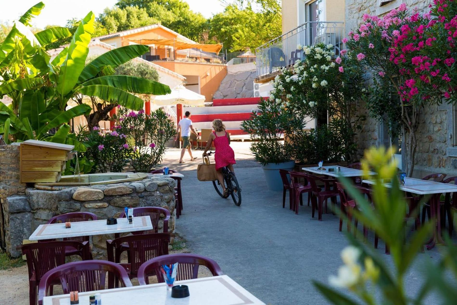 Camping La Chapouliere Ruoms Eksteriør bilde