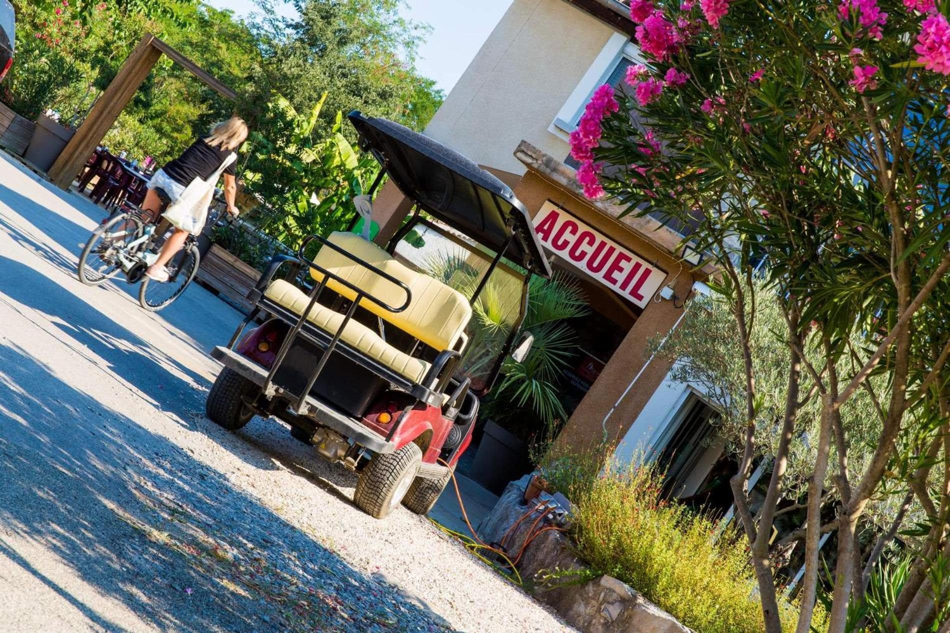 Camping La Chapouliere Ruoms Eksteriør bilde